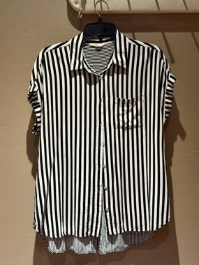 Jane and Delancey Black and White Vertical Stripe Button-Down Shirt